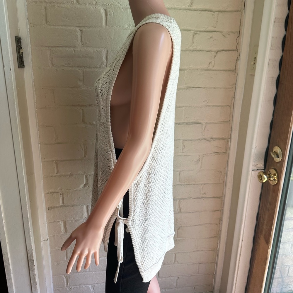 New Romantics by Free People size small cream colored sweater cut off - Picture 3 of 16